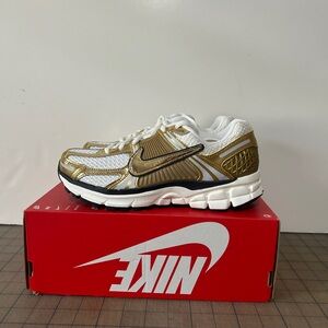 Nike Zoom Vomero 5 ‘Metallic Gold’ Womens